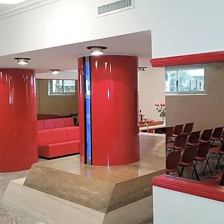 Hotel Mondial 4*