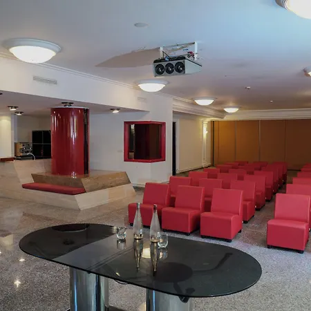 Mondial Hotel 4*