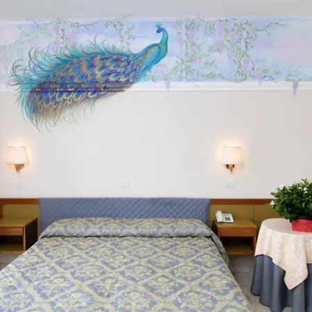 Mondial Hotel