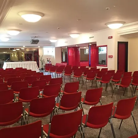 Mondial Hotel
